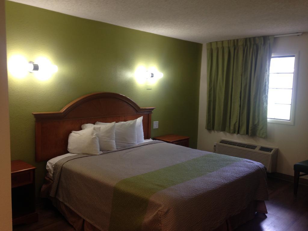 Red Carpet Inn - New Brunswick Exterior foto